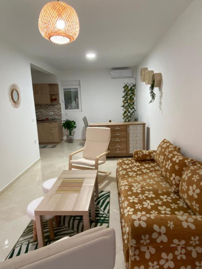 Kotor Apartman Green Sailor Lejlighed Eksteriør billede